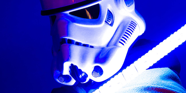 The Meaning of Each Star Wars Lightsaber Colour:: Uni-versal Extras