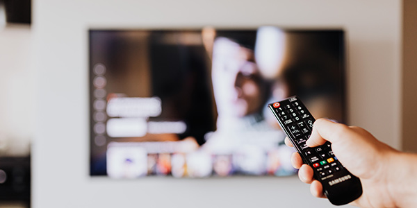 What to Watch This Bank Holiday Weekend :: Uni-versal Extras