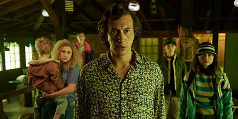 White Noise (2022) Feature Film :: Uni-versal Extras