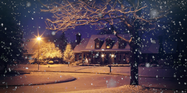 We look at some classic festive film moments involving extras and supporting artists that we love. Are there any Christmas or holiday films we've missed with fabulous extras?