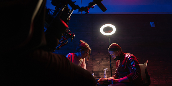 Uni-versal Extras has extended non-student memberships by 9 months to support our artists during the coronavirus pandemic.